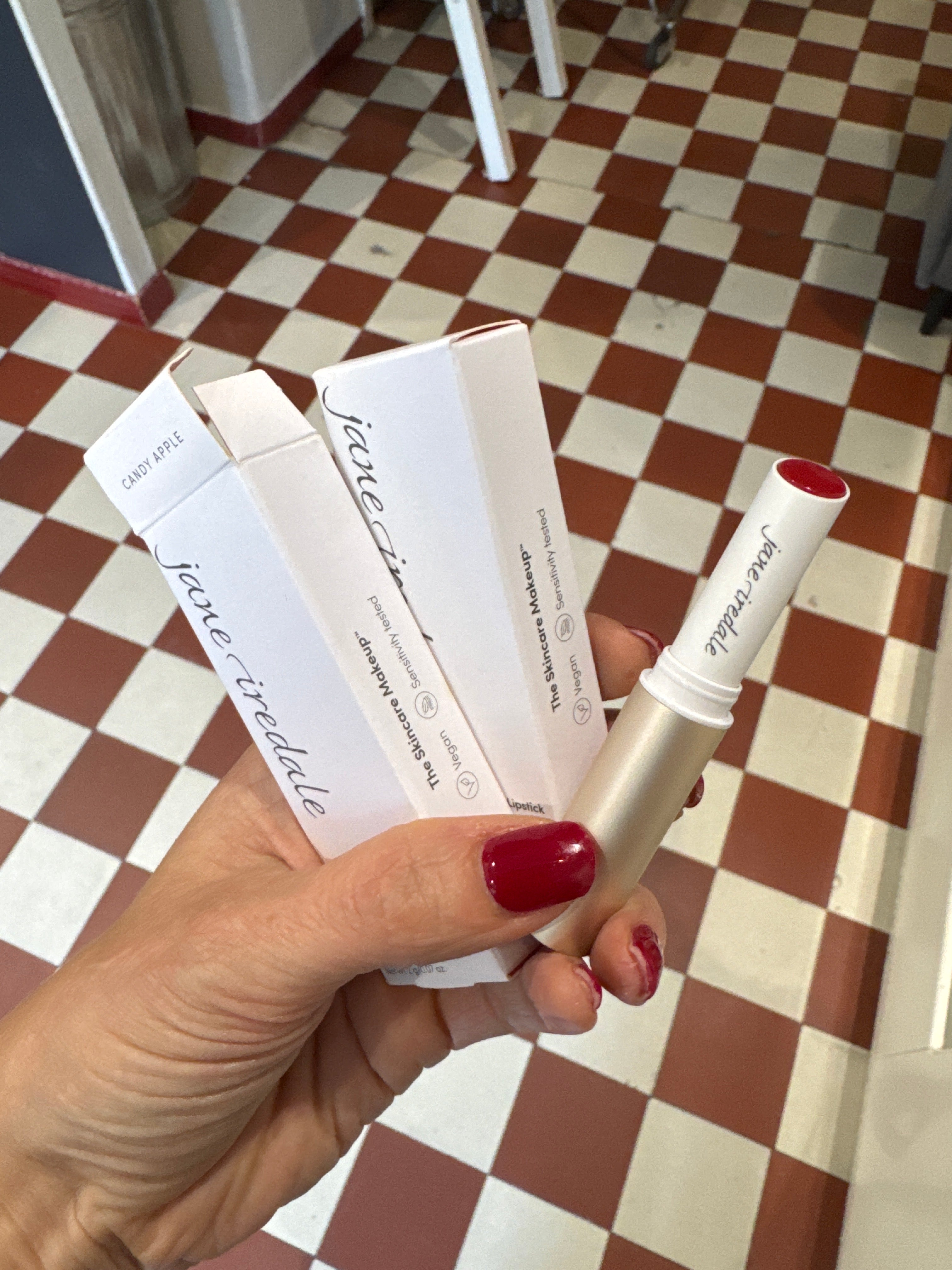 Jane Iredale- kosteuttava huulipuna