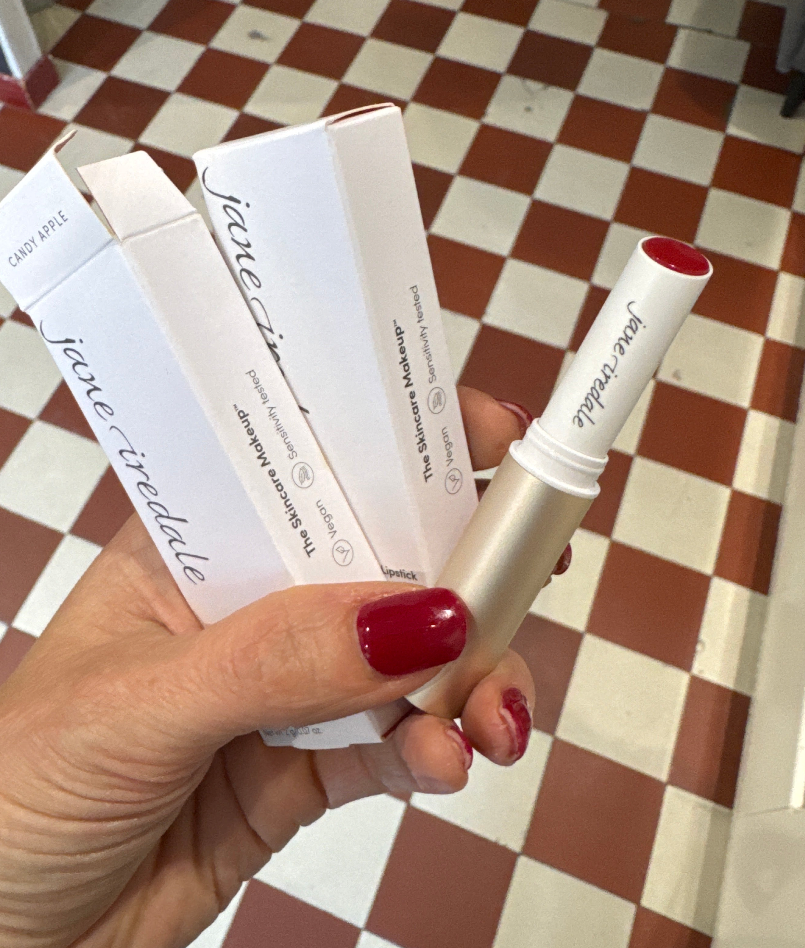 Jane Iredale- kosteuttava huulipuna